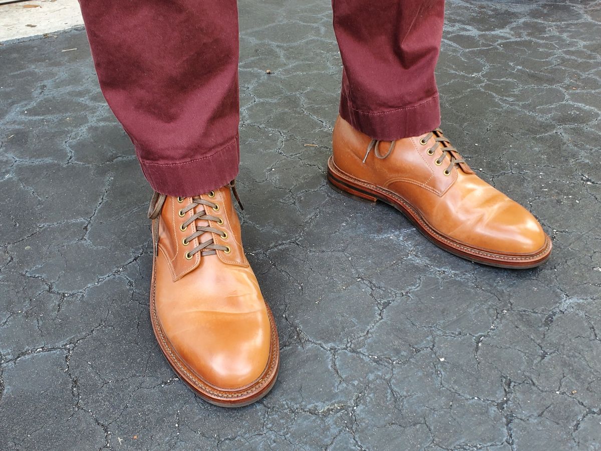 Photo by grim_f on October 12, 2022 of the Grant Stone Edward Boot in Horween Honey Glazed Shell Cordovan.