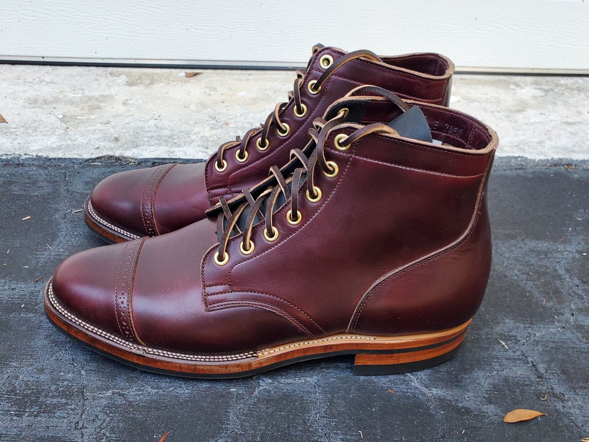 Photo by grim_f on November 2, 2022 of the Viberg Service Boot BCT in Horween Color 8 Chromexcel.