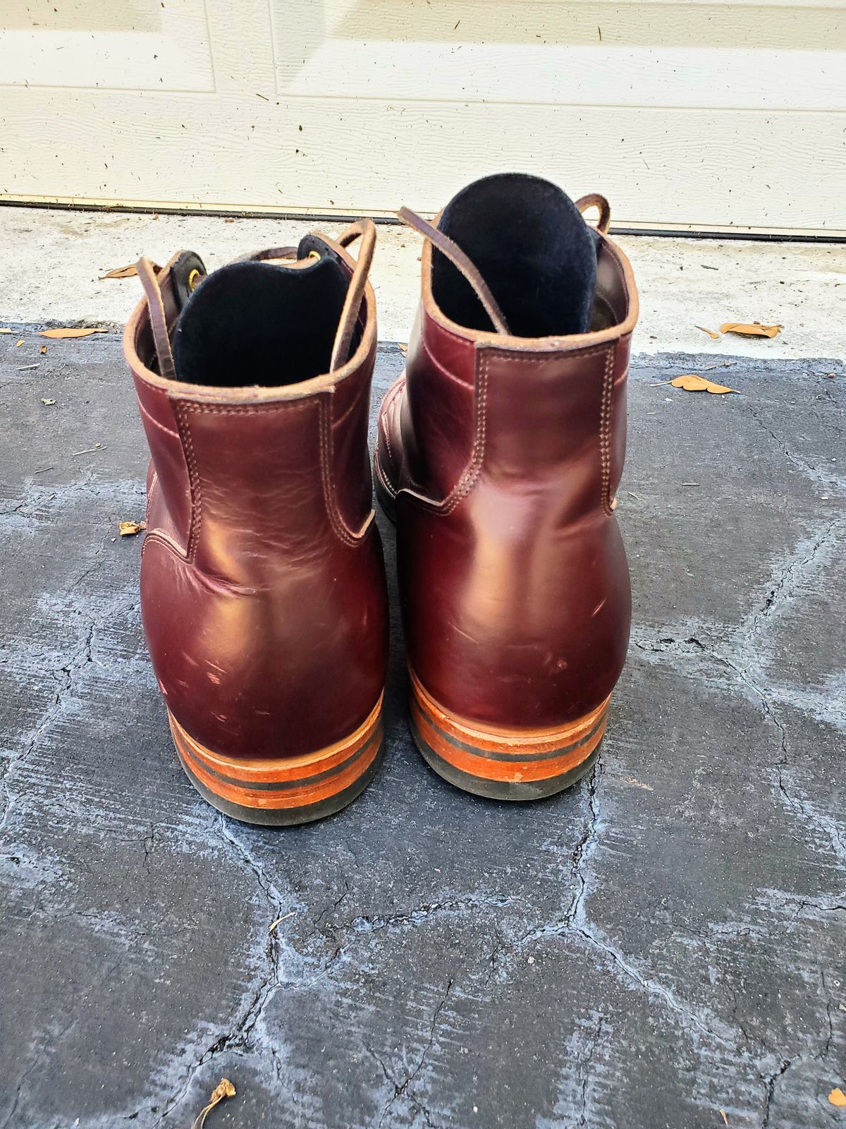 Photo by grim_f on December 5, 2022 of the Viberg Service Boot BCT in Horween Color 8 Chromexcel.