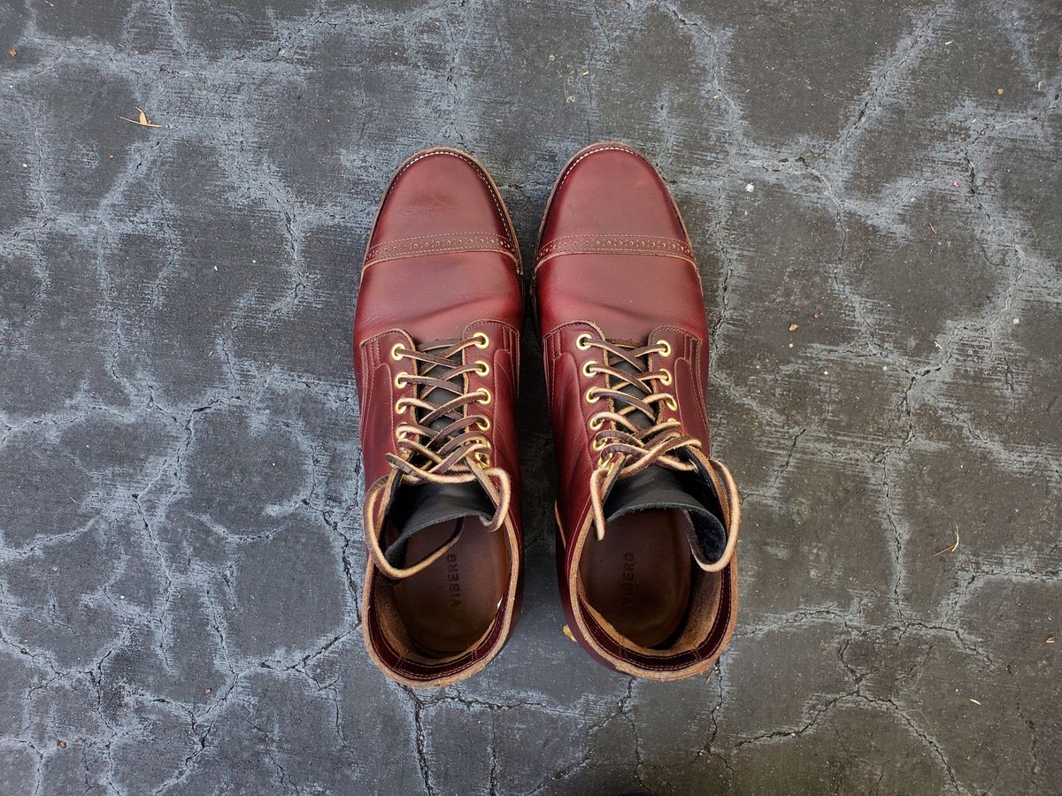 Photo by grim_f on January 4, 2023 of the Viberg Service Boot BCT in Horween Color 8 Chromexcel.