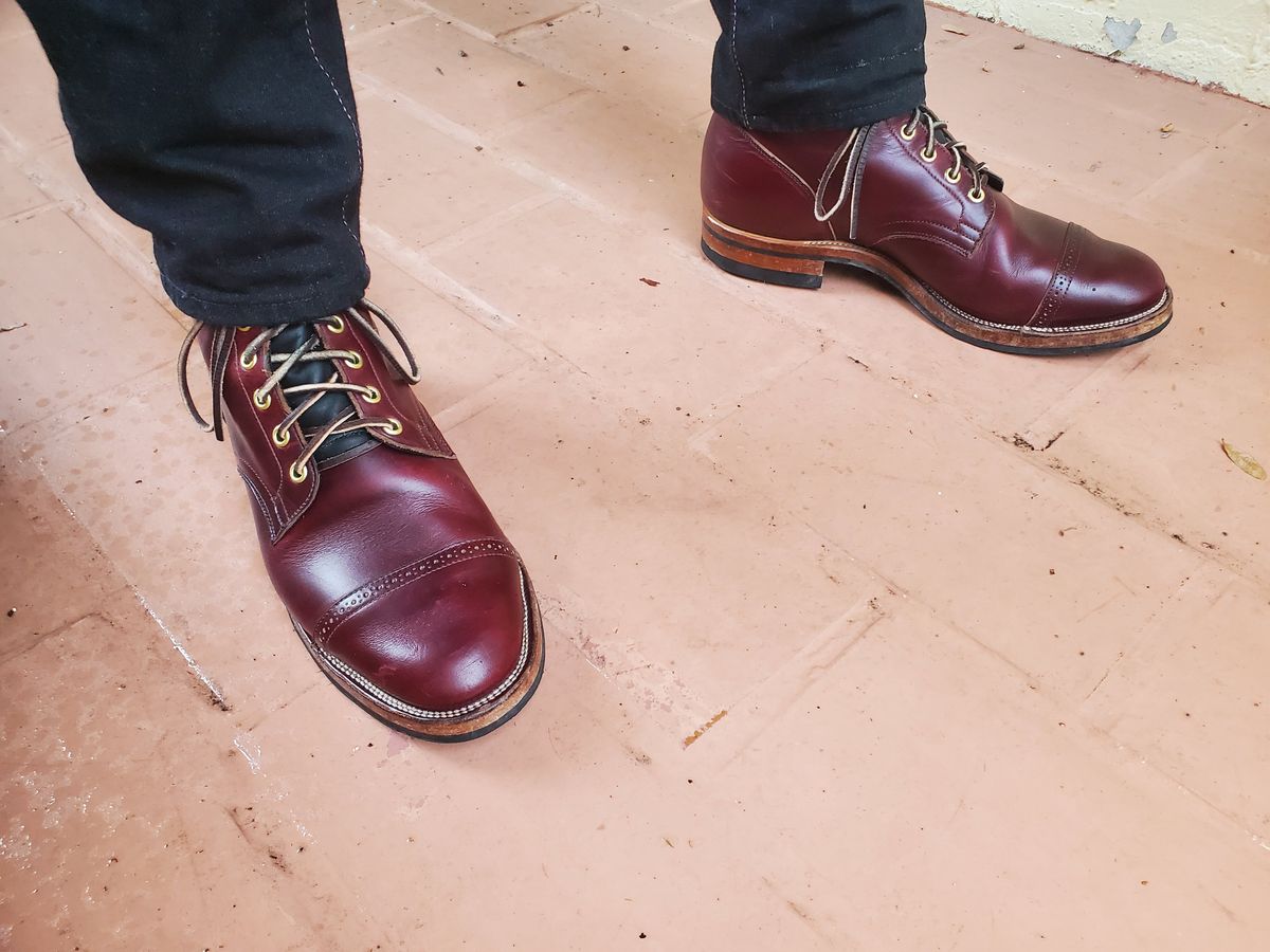 Photo by grim_f on August 1, 2023 of the Viberg Service Boot BCT in Horween Color 8 Chromexcel.