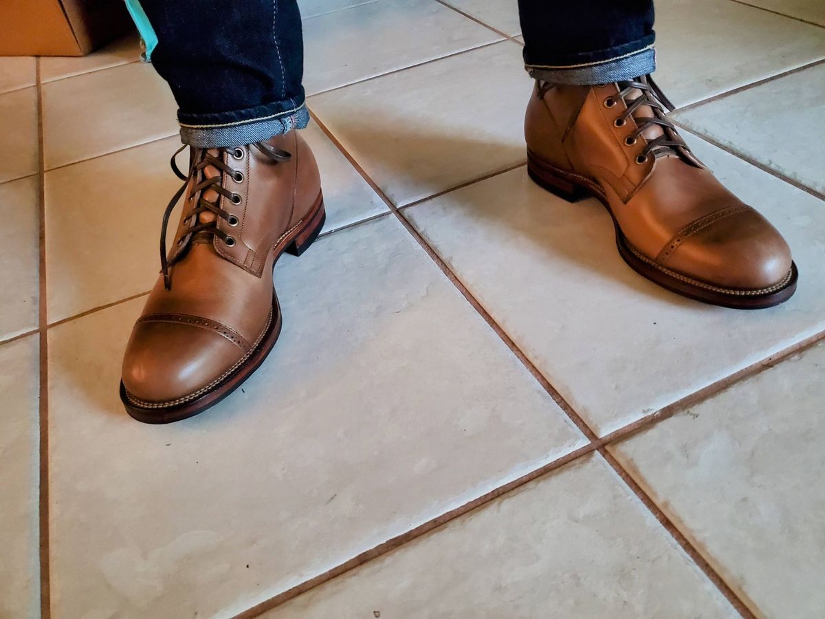Photo by grim_f on August 17, 2023 of the Viberg Service Boot BCT in Horween Natural Chromexcel.