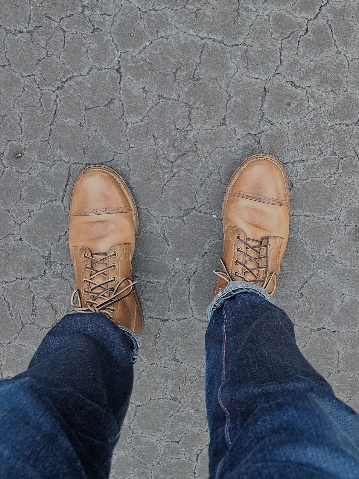 Photo by grim_f on September 20, 2024 of the Viberg Service Boot BCT in Horween Natural Chromexcel.