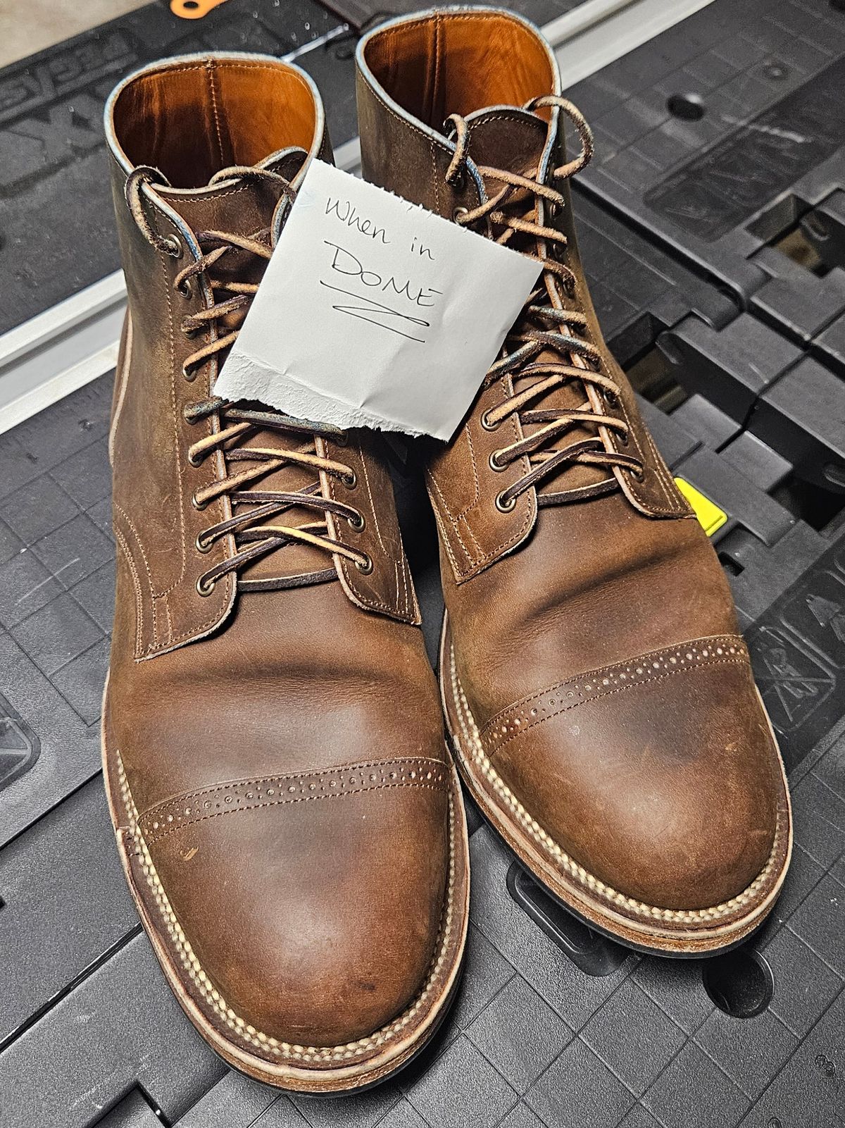 Photo by grim_f on November 5, 2024 of the Viberg Service Boot BCT in Horween Golden Brown Predator.