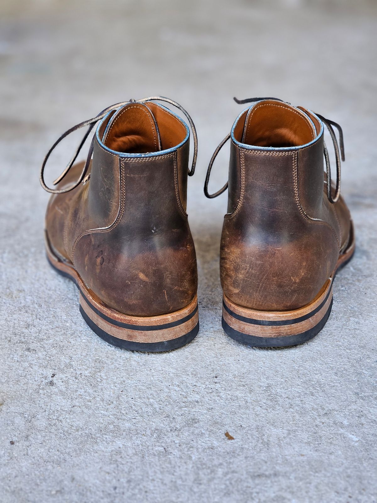 Photo by grim_f on January 5, 2025 of the Viberg Service Boot BCT in Horween Golden Brown Predator.