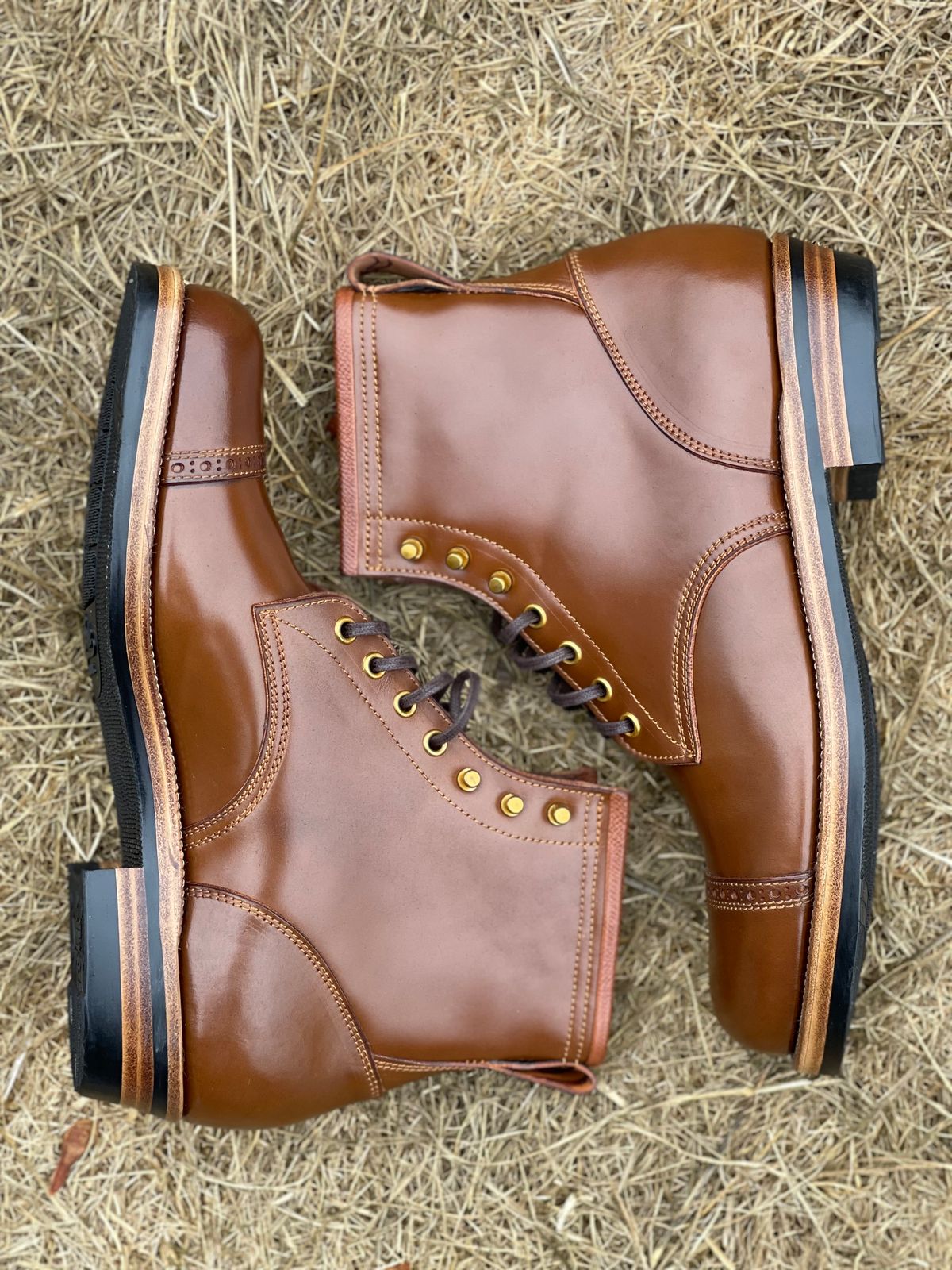 Photo by Cheng_Iron_Boots on October 6, 2022 of the Iron Boots 5515 in Maryam Brown Shell Cordovan.