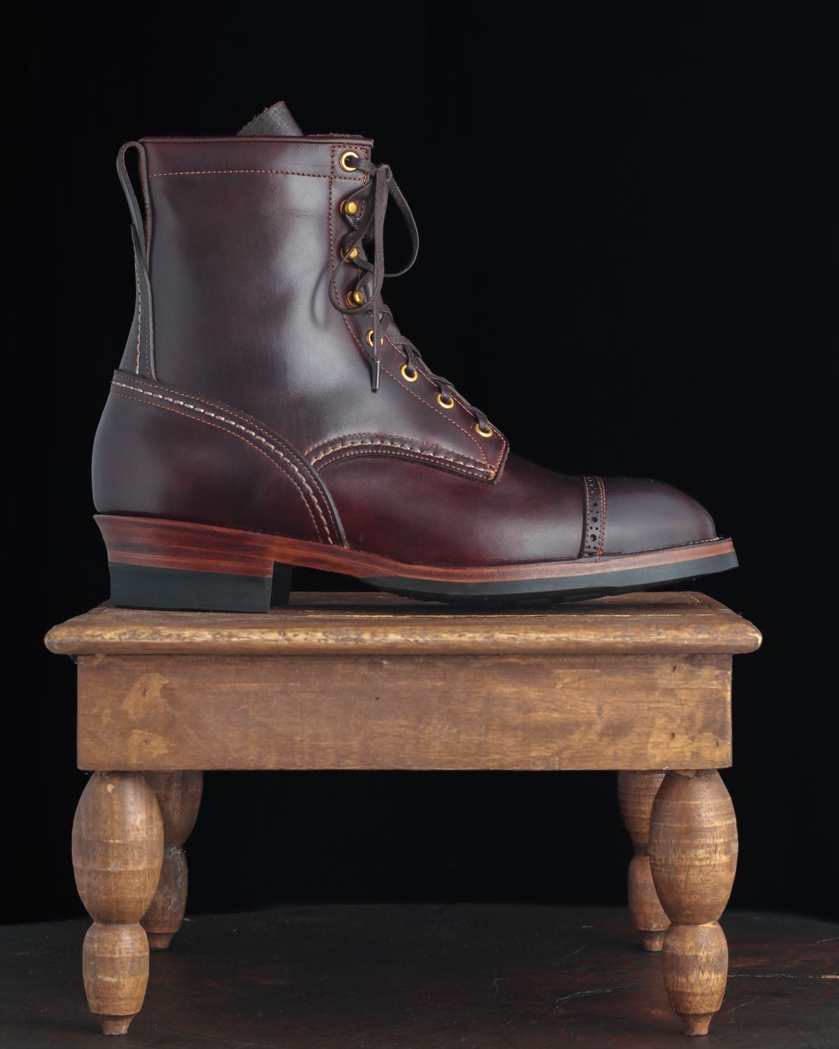 Photo by Cheng_Iron_Boots on November 5, 2024 of the Iron Boots Iron Dragon in Seidel Brown Double Shot.