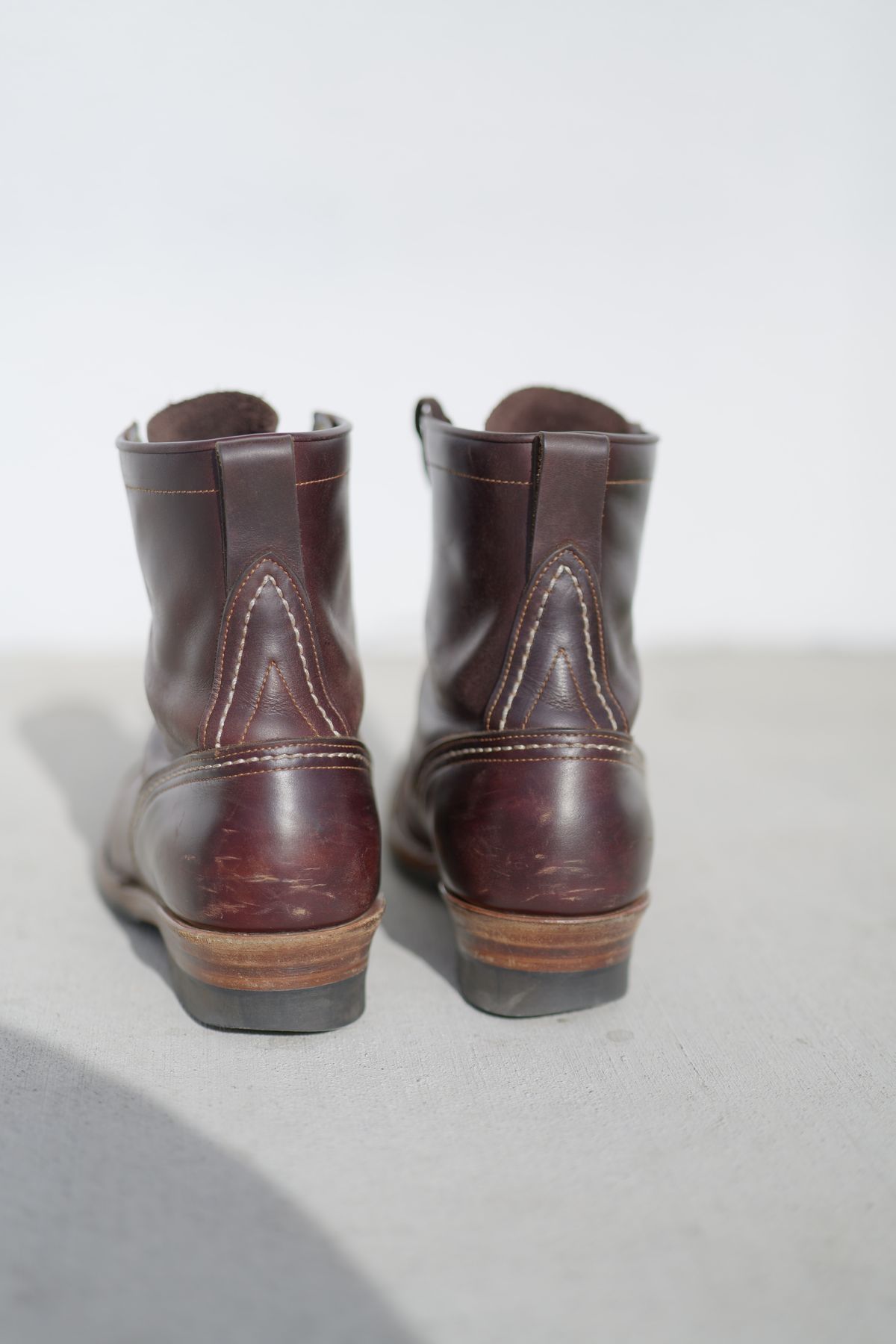 Photo by Cheng_Iron_Boots on January 3, 2025 of the Iron Boots Iron Dragon in Seidel Brown Double Shot.