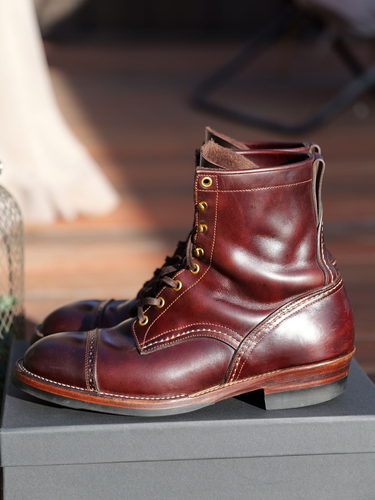 Photo by Cheng_Iron_Boots on March 3, 2025 of the Iron Boots Iron Dragon in Seidel Brown Double Shot.