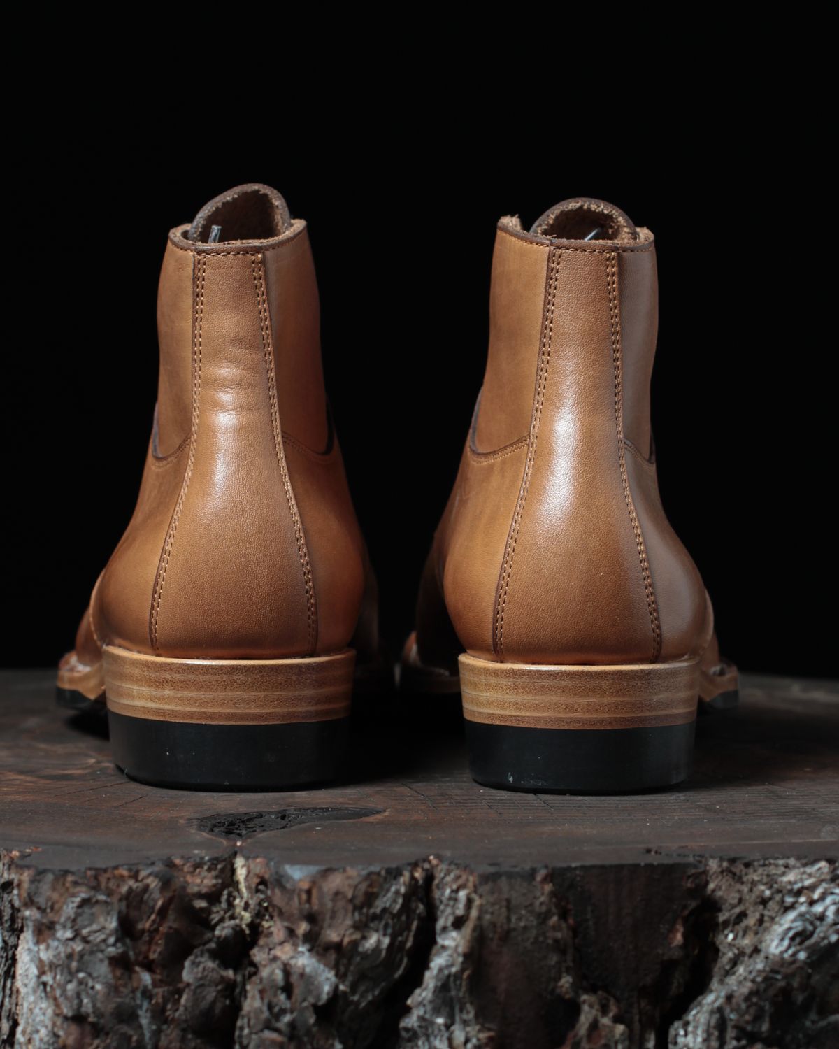 Photo by Cheng_Iron_Boots on October 2, 2023 of the Iron Boots x Østmo Type 1 in Seidel Crust Double Shot.