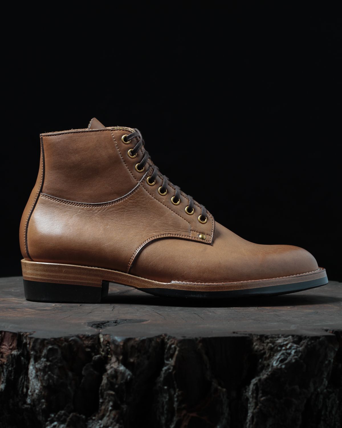 Photo by Cheng_Iron_Boots on October 2, 2023 of the Iron Boots x Østmo Type 1 in Seidel Crust Double Shot.