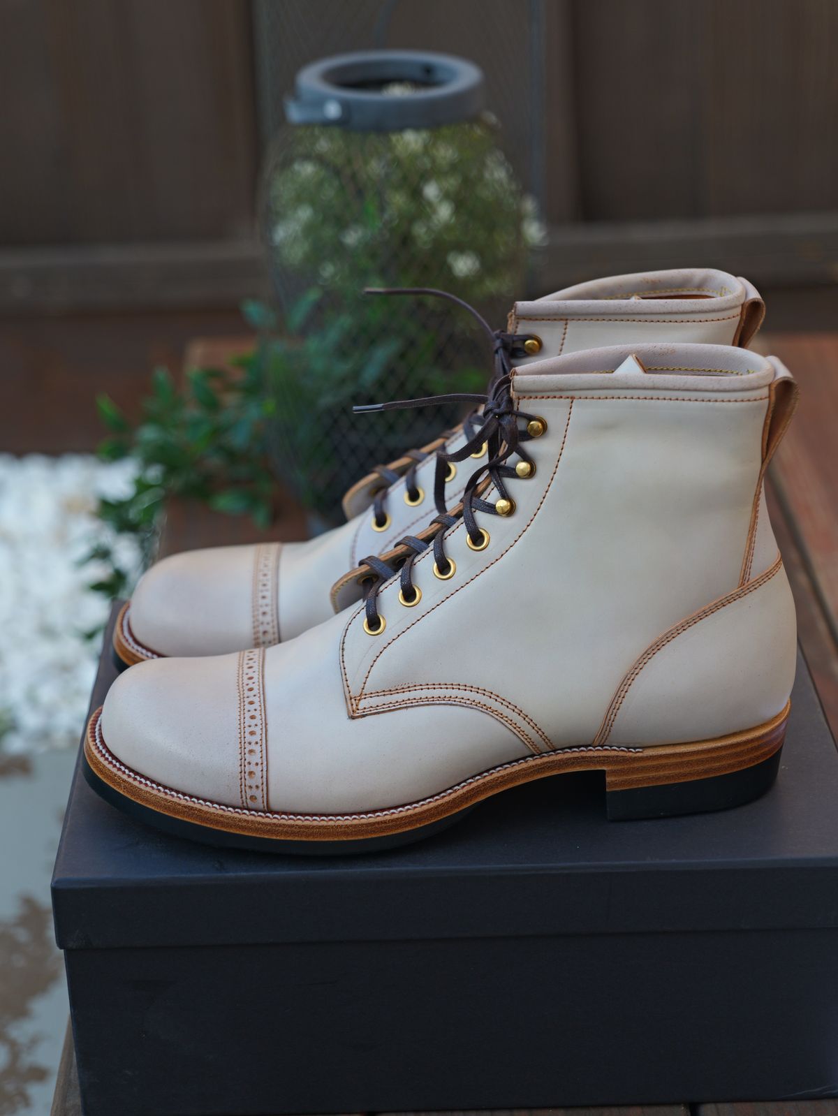 Photo by Cheng_Iron_Boots on November 5, 2025 of the Iron Boots 5515 in Maryam waxed shell cordovan.