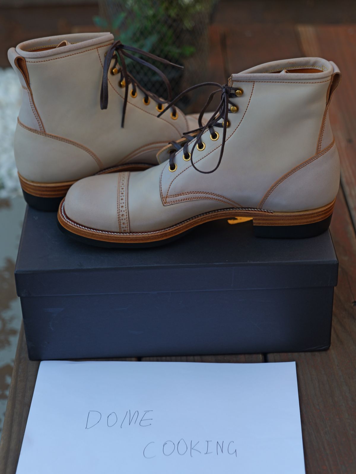 Photo by Cheng_Iron_Boots on November 5, 2025 of the Iron Boots 5515 in Maryam waxed shell cordovan.