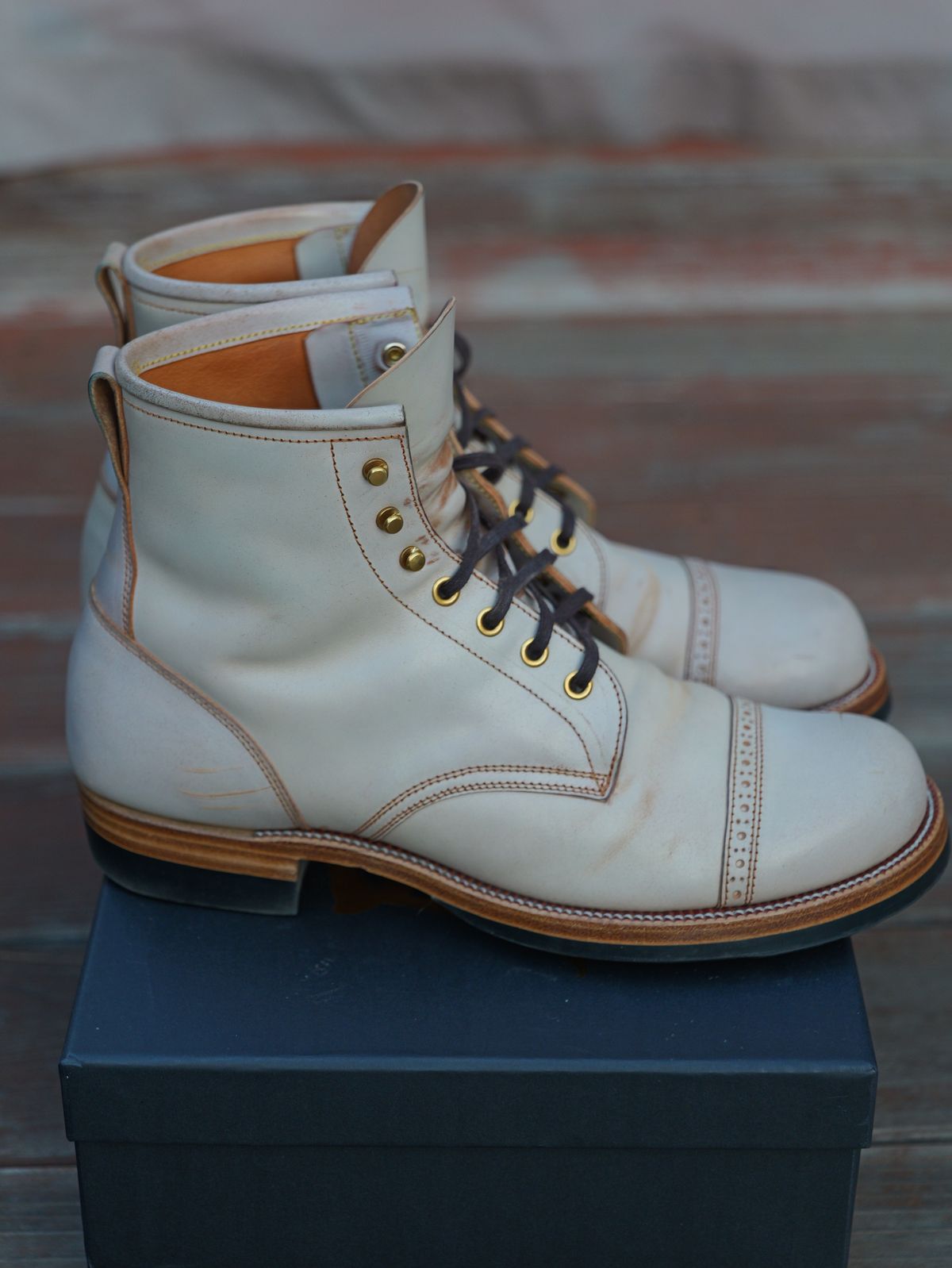 Photo by Cheng_Iron_Boots on December 6, 2025 of the Iron Boots 5515 in Maryam waxed shell cordovan.