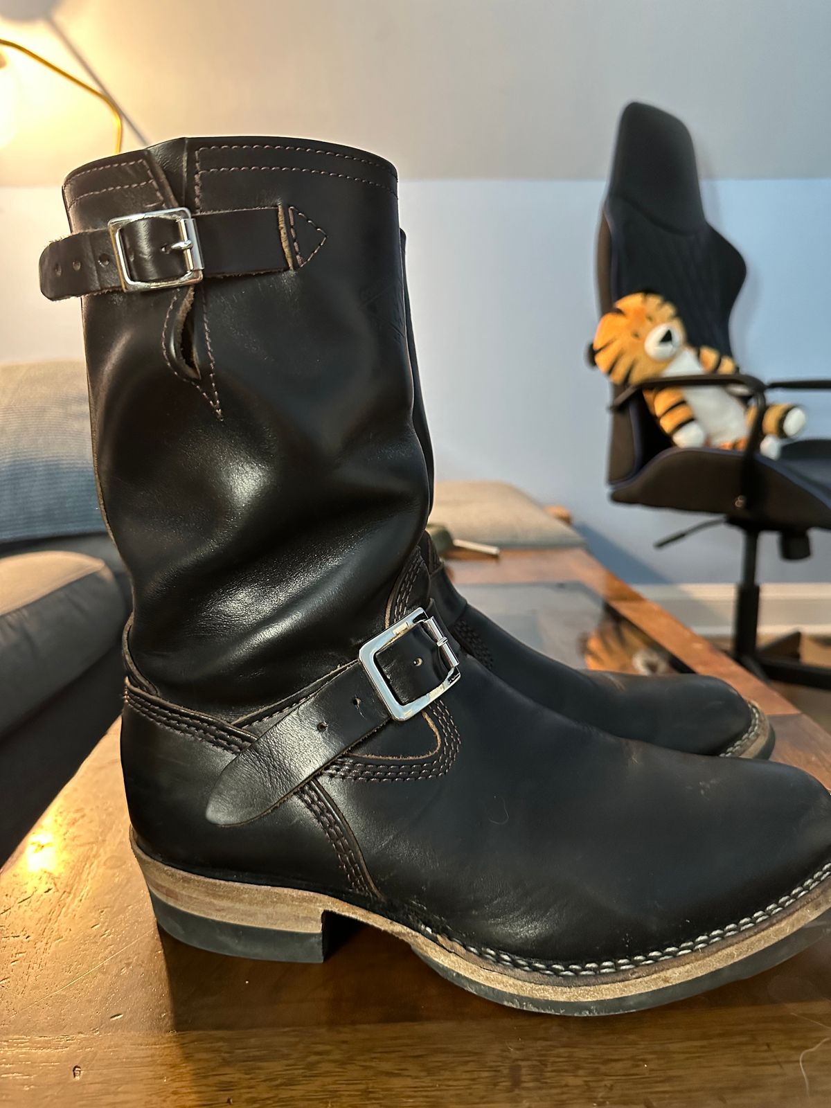 Photo by Deckard on February 6, 2024 of the Wesco Mister Lou in Maryam Black Horsehide.