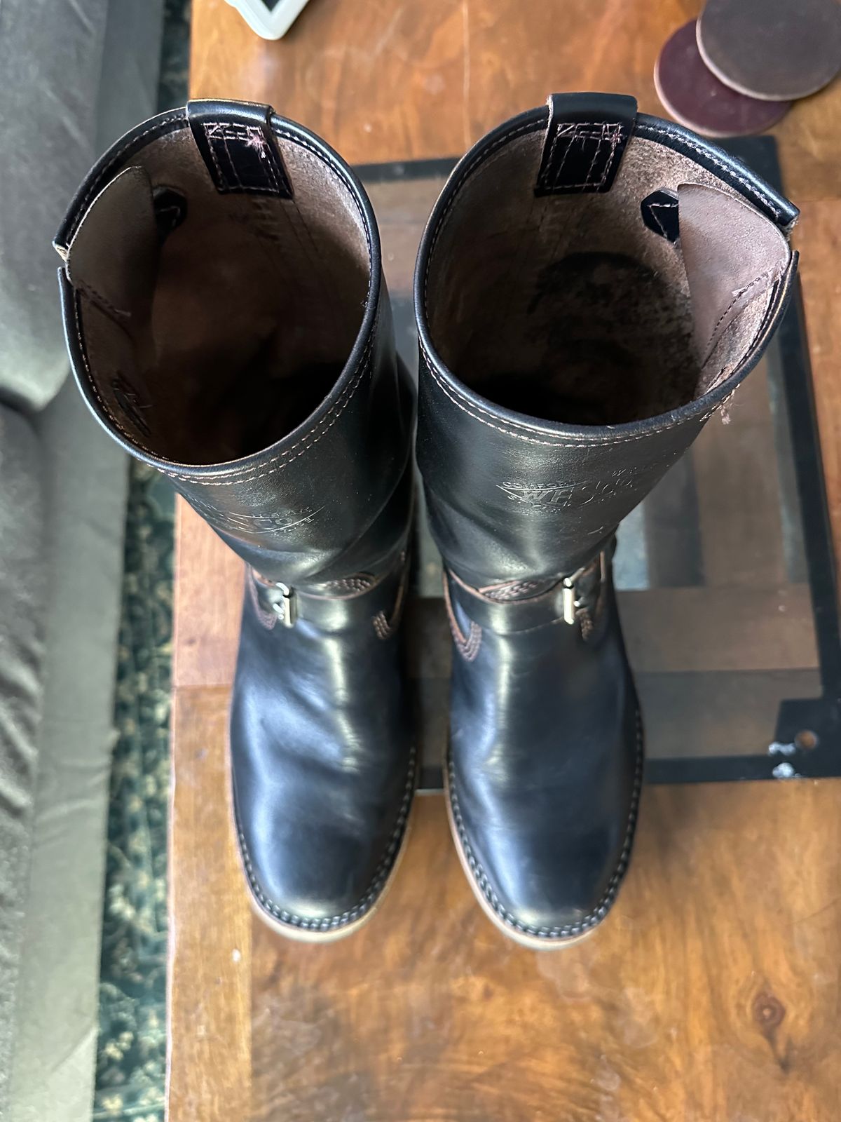 Photo by Deckard on April 4, 2024 of the Wesco Mister Lou in Maryam Black Horsehide.