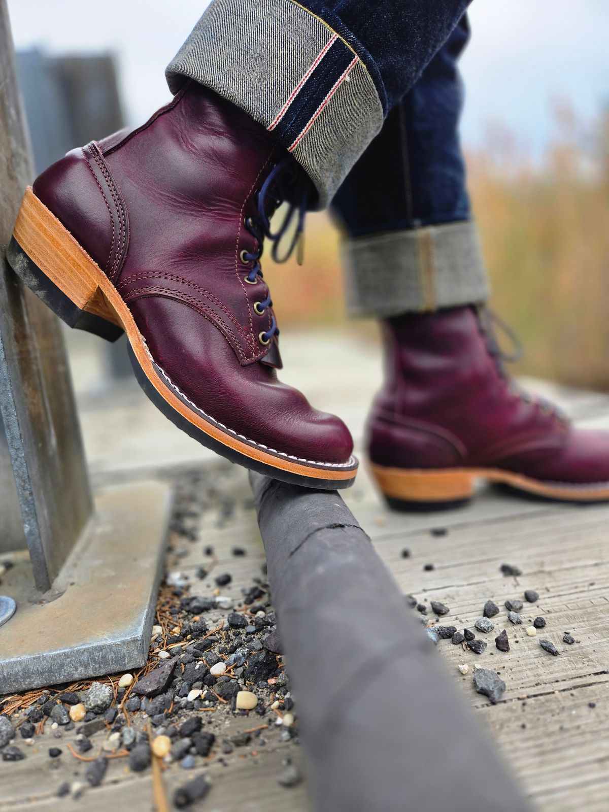 Photo by ShnyHntr91 on November 10, 2024 of the Nicks MTO in Horween, Color #8 Cypress.