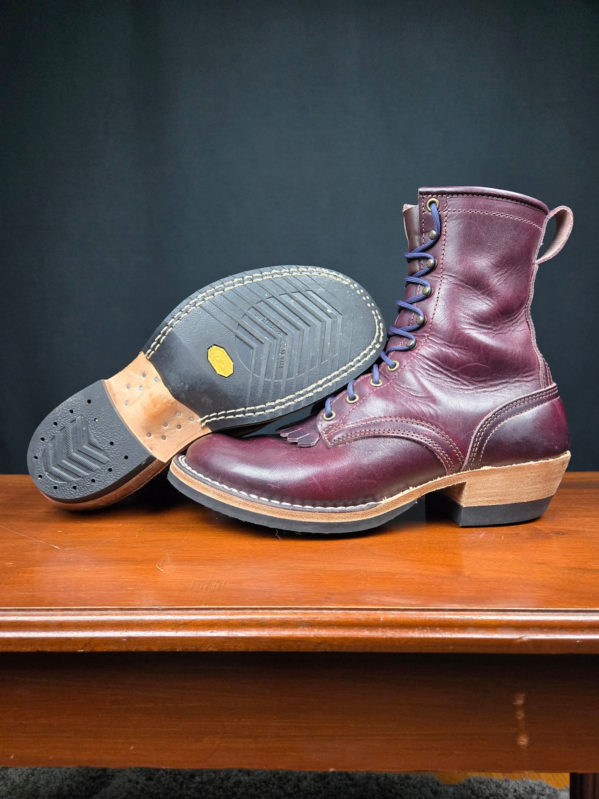 Photo by ShnyHntr91 on February 27, 2025 of the Nicks MTO in Horween, Color #8 Cypress.