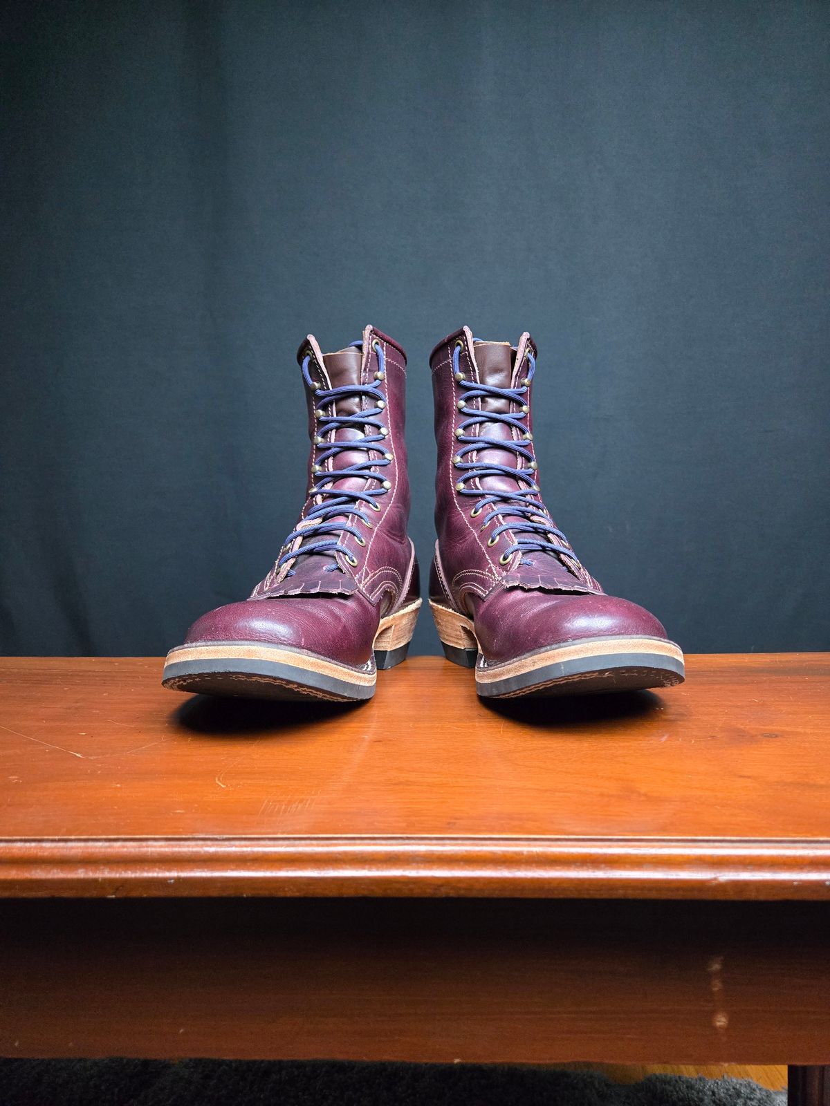 Photo by ShnyHntr91 on February 27, 2025 of the Nicks MTO in Horween, Color #8 Cypress.