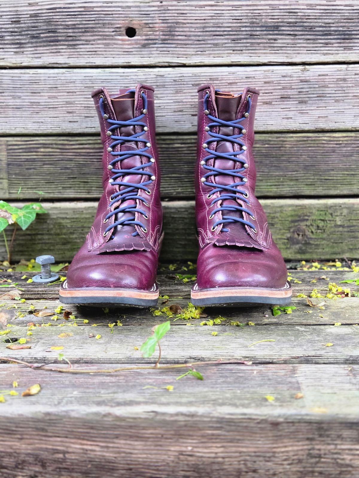 Photo by ShnyHntr91 on April 26, 2025 of the Nicks MTO in Horween, Color #8 Cypress.