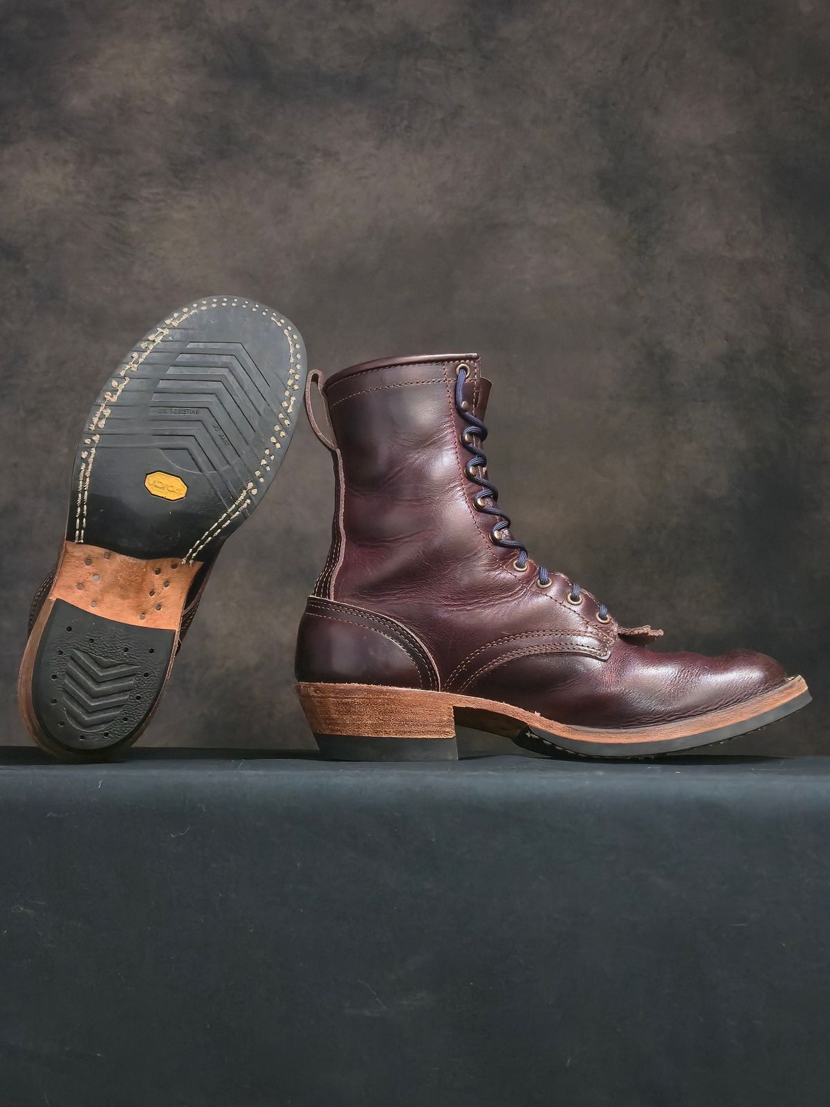 Photo by ShnyHntr91 on September 10, 2025 of the Nicks MTO in Horween, Color #8 Cypress.