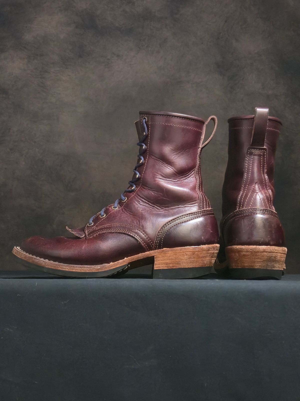 Photo by ShnyHntr91 on September 10, 2025 of the Nicks MTO in Horween, Color #8 Cypress.