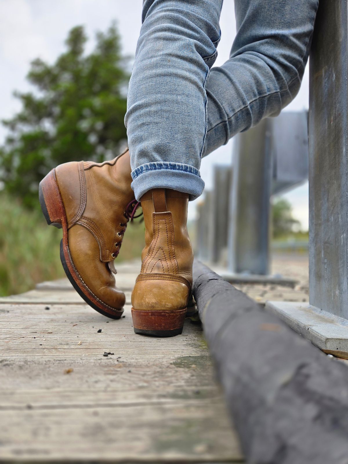 Photo by ShnyHntr91 on August 29, 2025 of the Nicks MTO in Horween, Sage Chromepak.