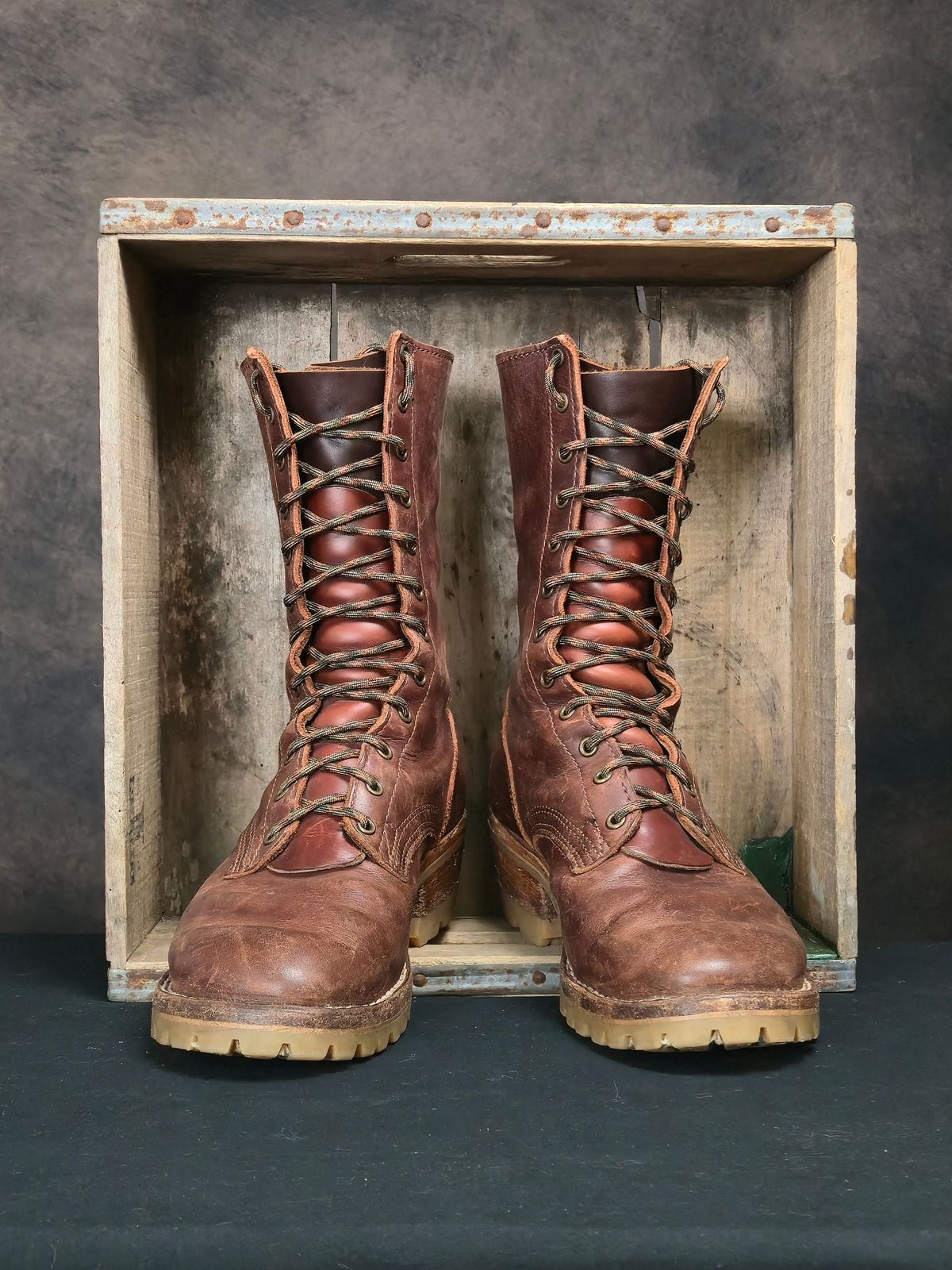 Photo by ShnyHntr91 on October 28, 2025 of the Nicks BuilderPro in Horween Timber Roanoke.