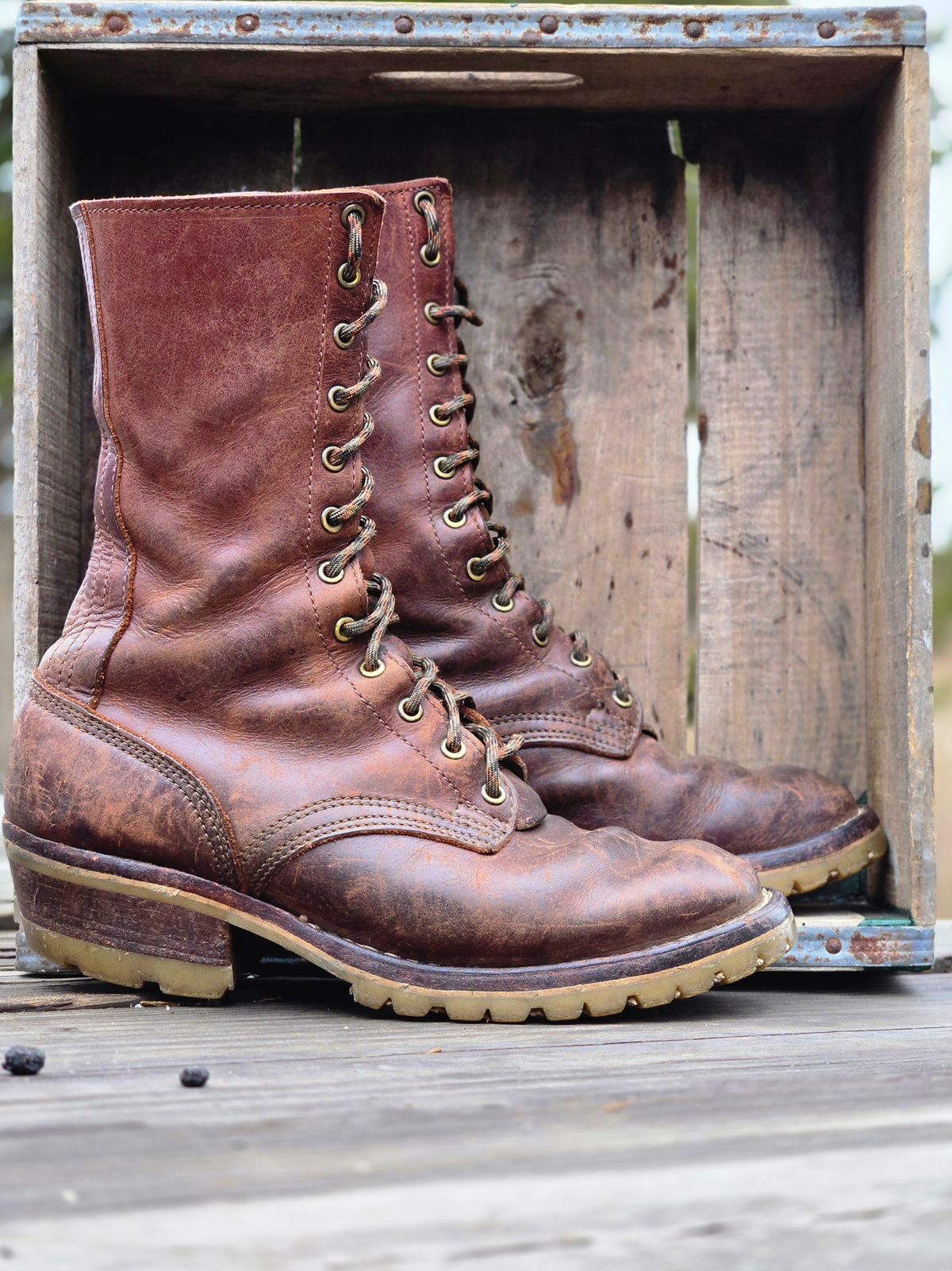 Photo by ShnyHntr91 on April 2, 2026 of the Nicks BuilderPro in Horween Timber Roanoke.