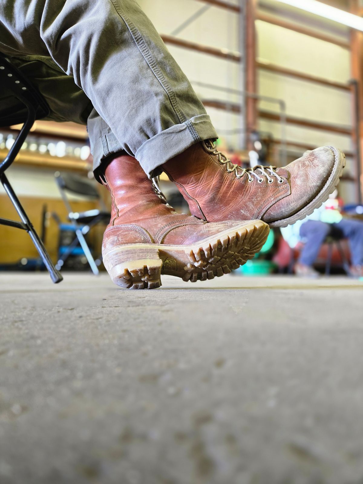 Photo by ShnyHntr91 on March 11, 2025 of the Nicks Builder Pro, MTO in Horween Natural Dublin.