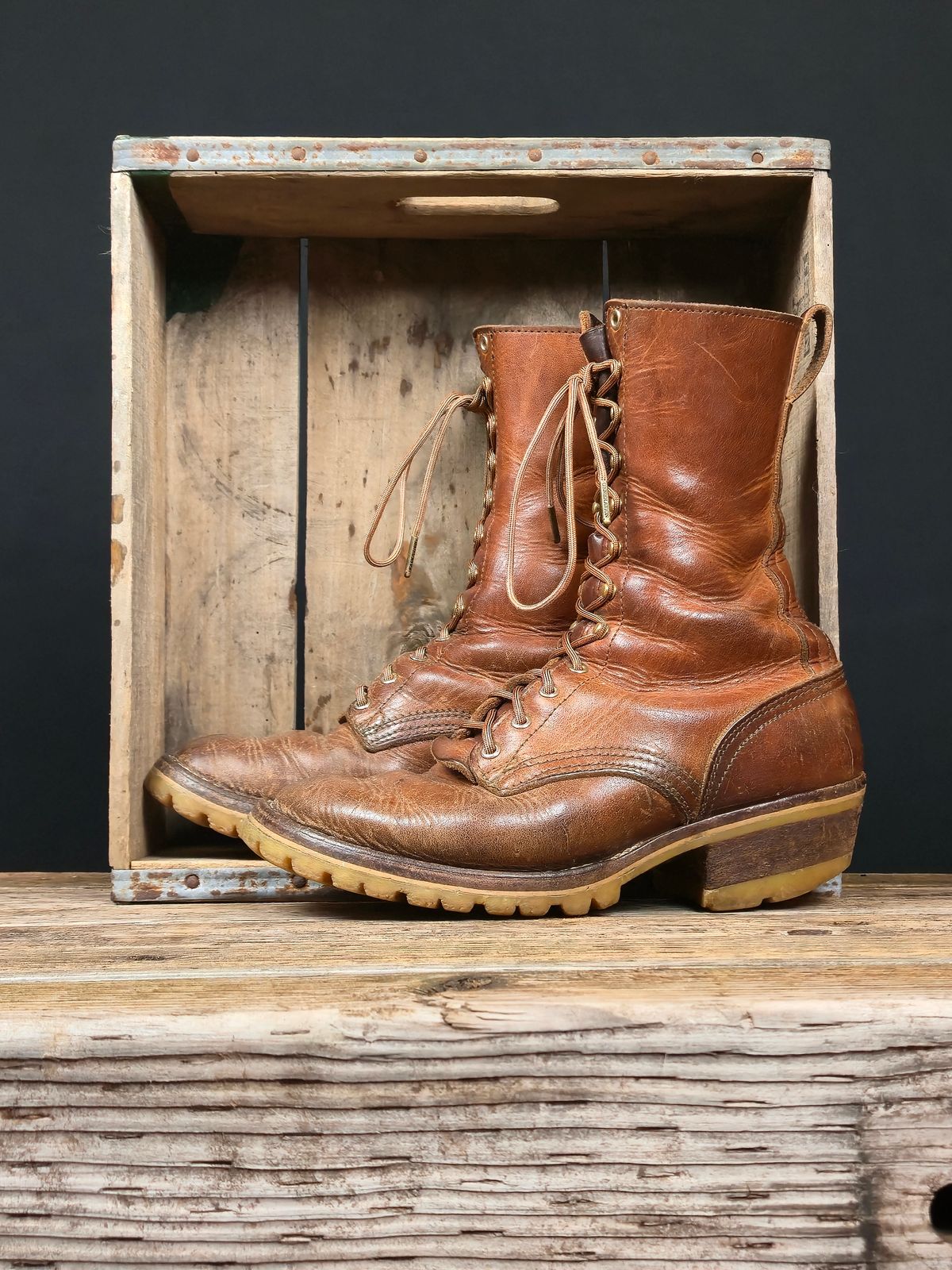 Photo by ShnyHntr91 on July 4, 2025 of the Nicks Builder Pro, MTO in Horween Natural Dublin.