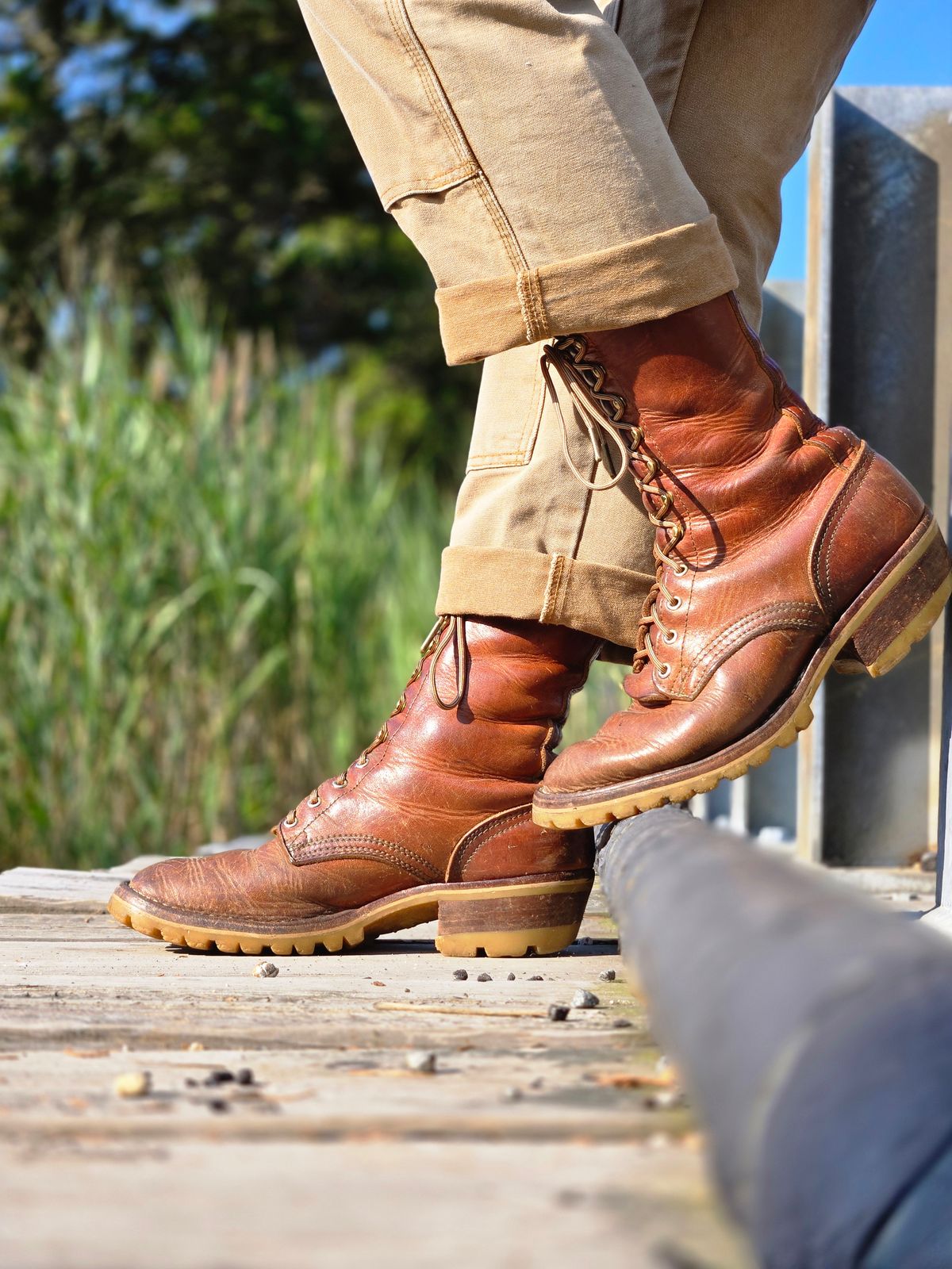 Photo by ShnyHntr91 on August 3, 2025 of the Nicks Builder Pro, MTO in Horween Natural Dublin.