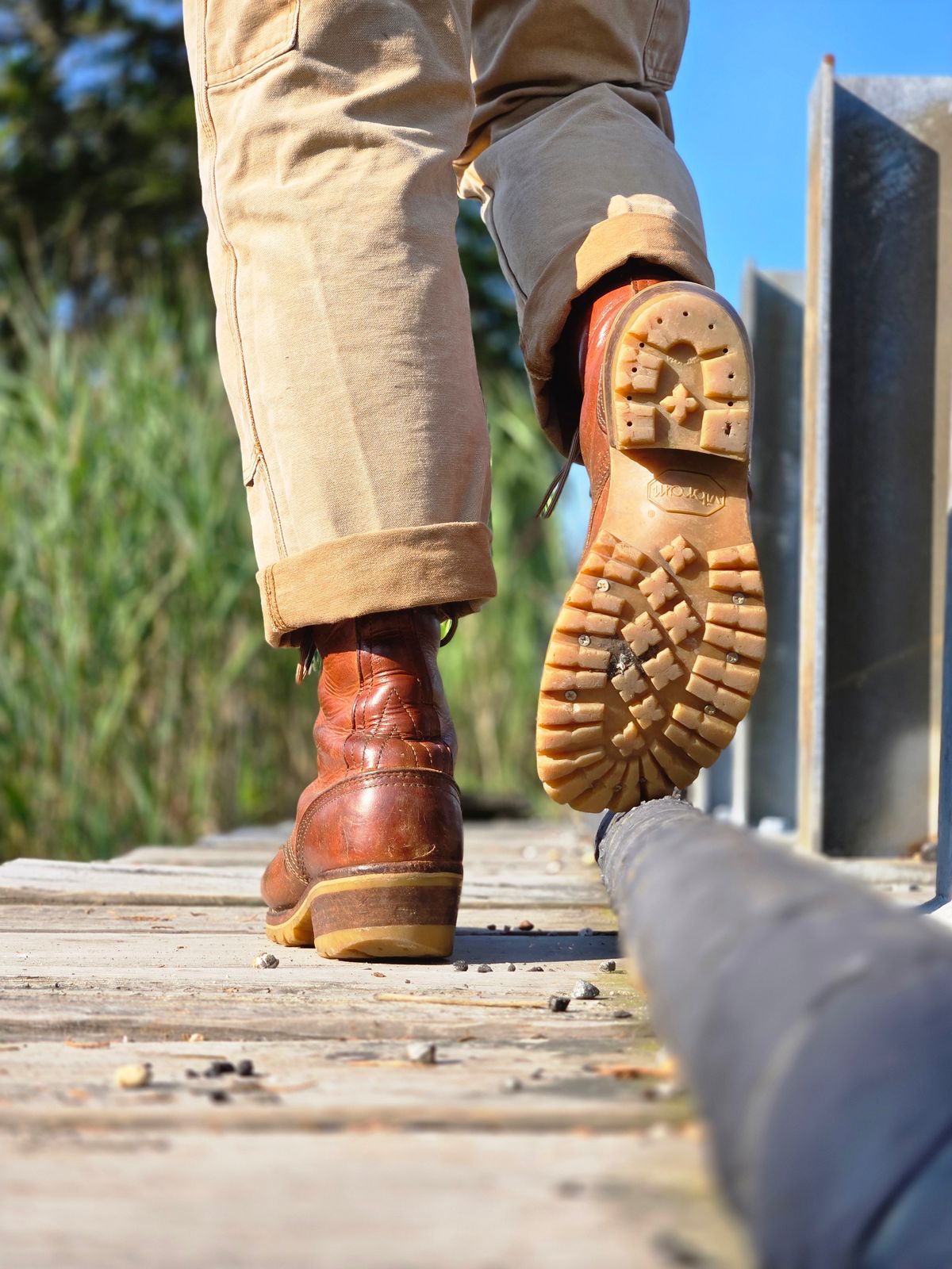 Photo by ShnyHntr91 on August 3, 2025 of the Nicks Builder Pro, MTO in Horween Natural Dublin.