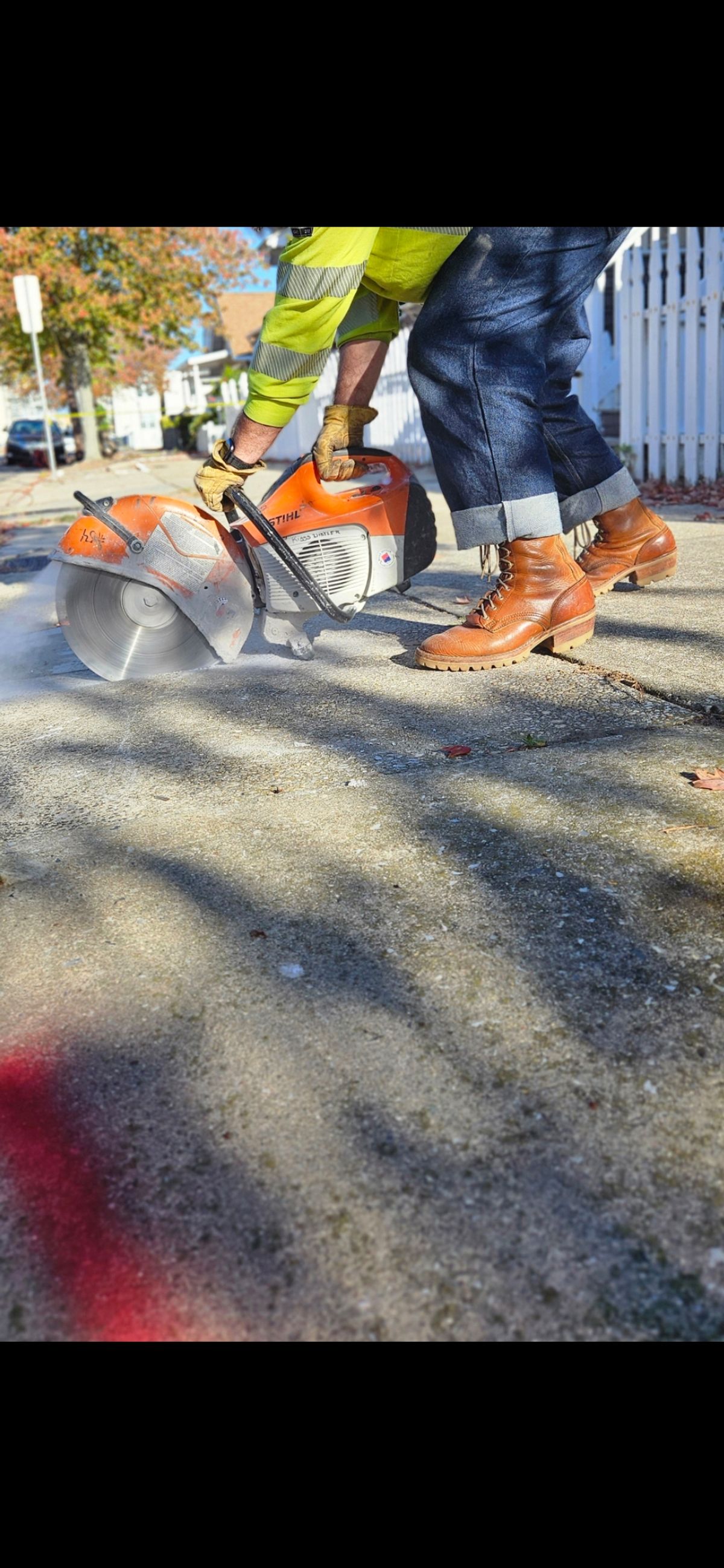 Photo by ShnyHntr91 on November 3, 2024 of the Nicks Builder Pro, MTO in Horween Natural Dublin.