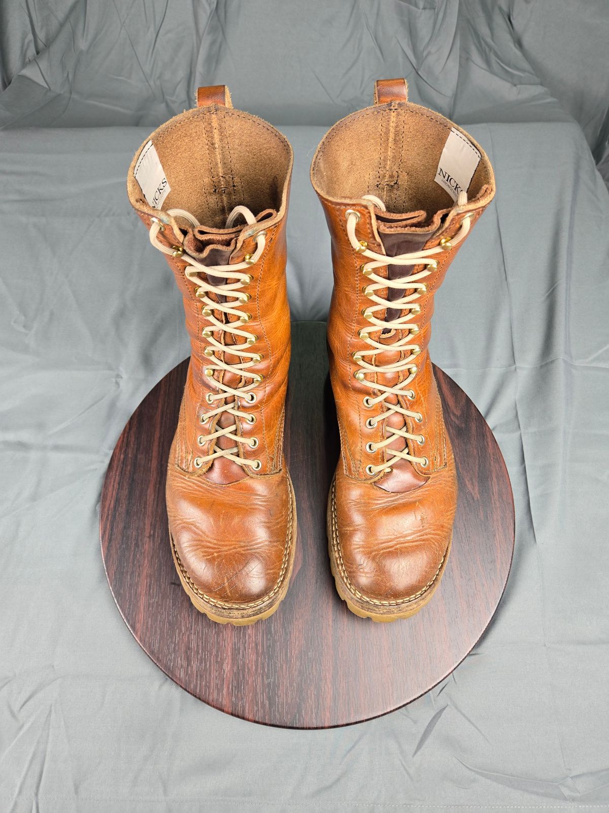 Photo by ShnyHntr91 on January 1, 2025 of the Nicks MTO in Horween Natural Dublin.