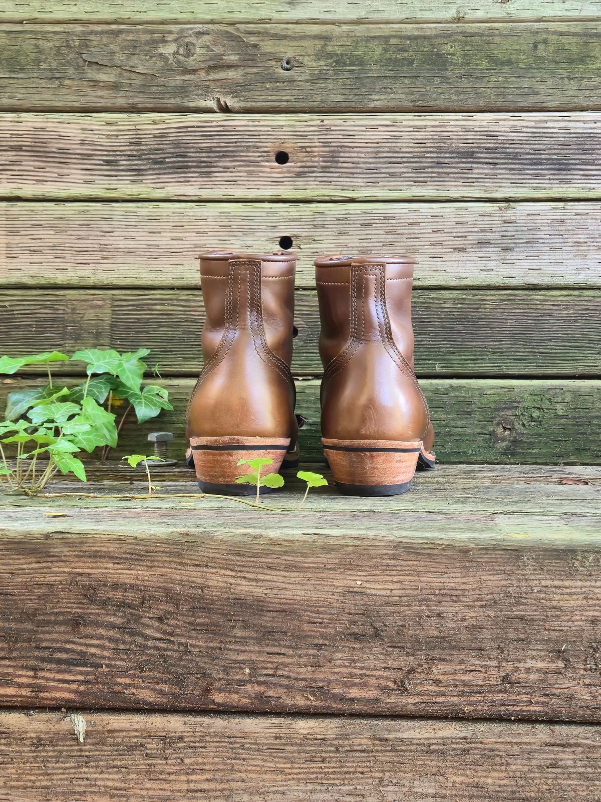 Photo by ShnyHntr91 on June 22, 2025 of the Nicks Becca in Horween British Tan Chromexcel.