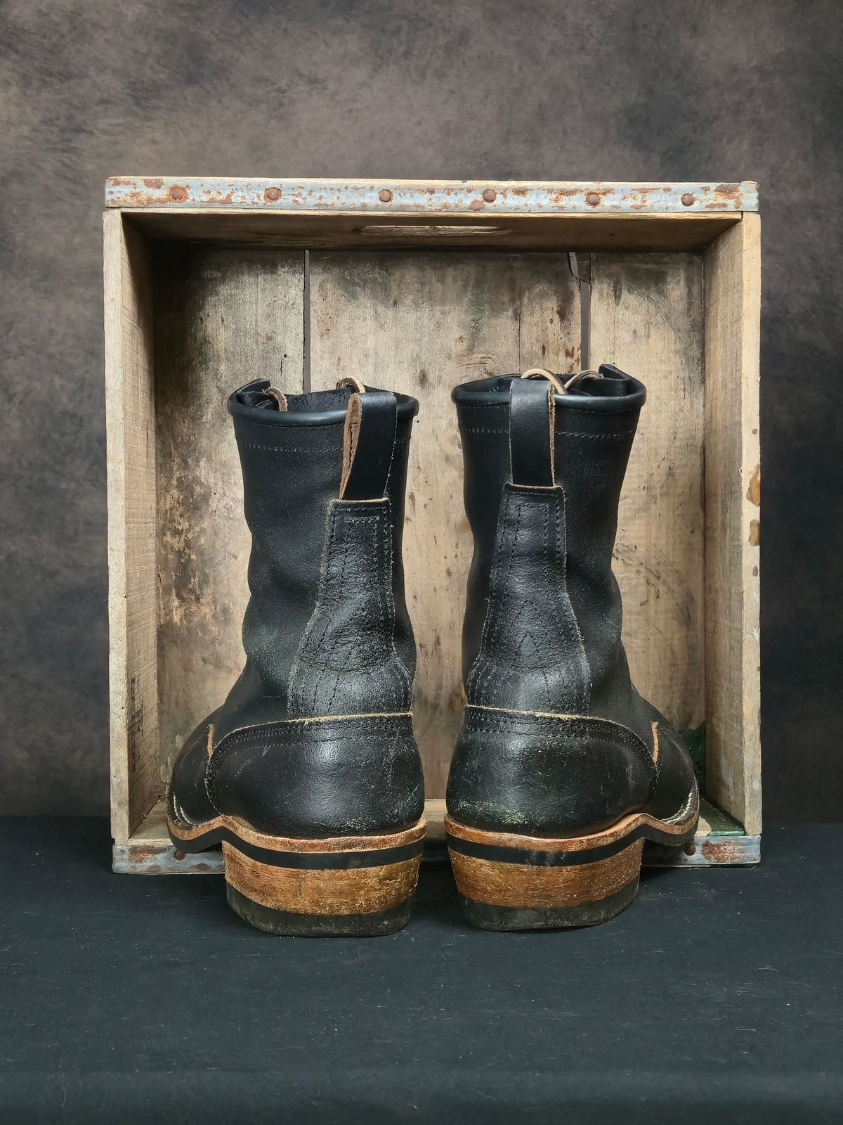 Photo by ShnyHntr91 on October 28, 2025 of the Nicks Lace To Toe in Horween Pacific Waxed Flesh.