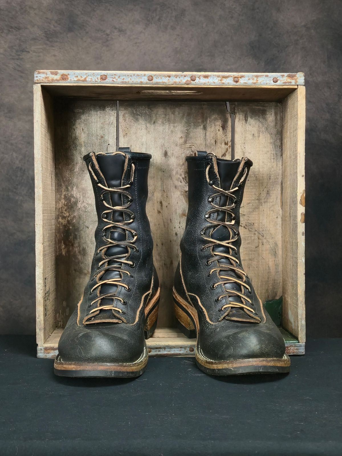 Photo by ShnyHntr91 on October 28, 2025 of the Nicks Lace To Toe in Horween Pacific Waxed Flesh.