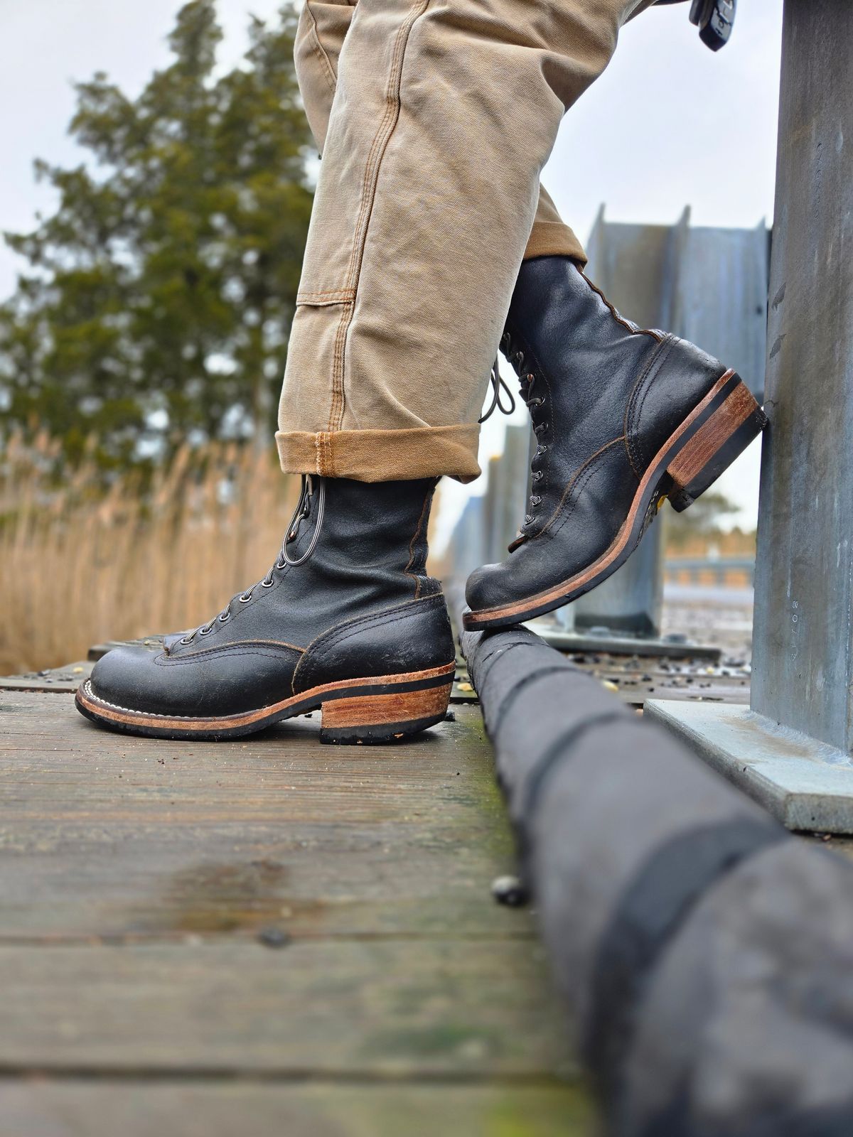 Photo by ShnyHntr91 on January 17, 2026 of the Nicks Lace To Toe in Horween Pacific Waxed Flesh.