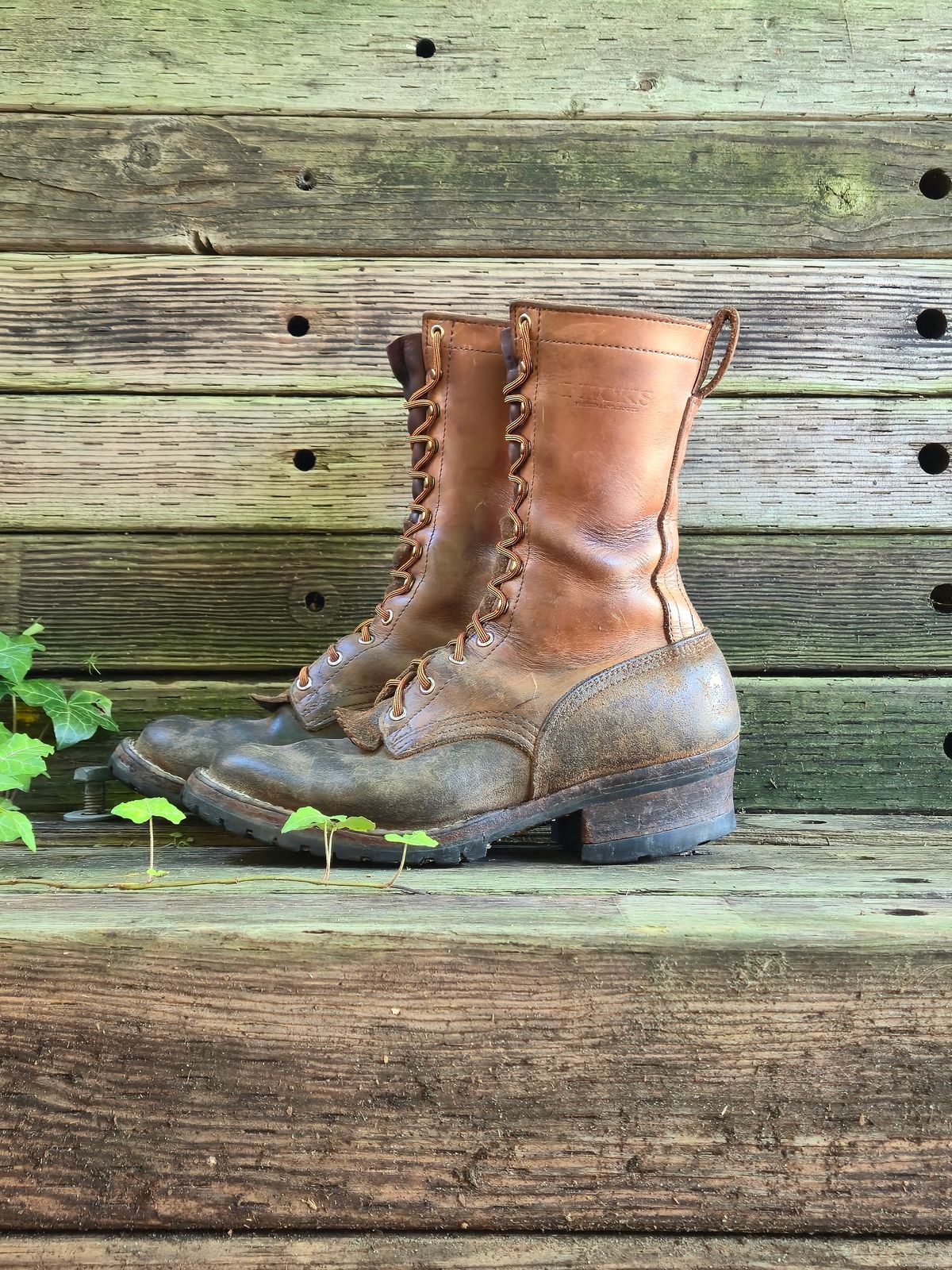 Photo by ShnyHntr91 on June 19, 2025 of the Nicks BuilderPro in Seidel MaxSupport Tan.