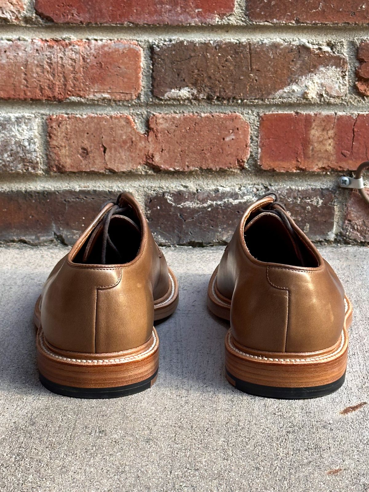 Photo by StCrispinGlover on October 2, 2023 of the Grant Stone Plain Toe Blucher in Horween Dune Chromexcel.