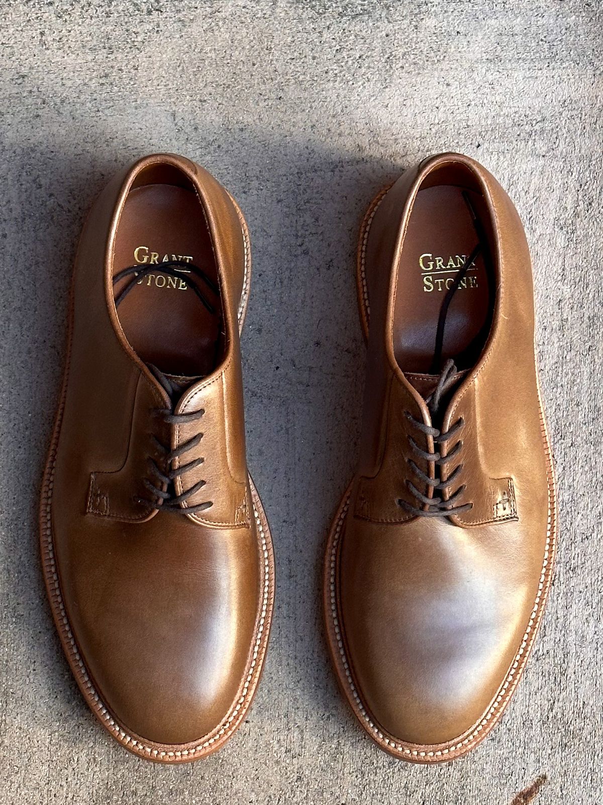 Photo by StCrispinGlover on October 2, 2023 of the Grant Stone Plain Toe Blucher in Horween Dune Chromexcel.
