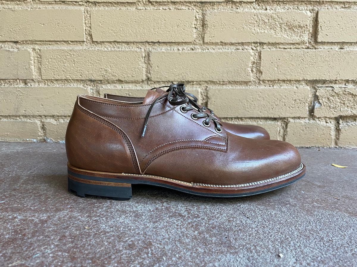 Photo by StCrispinGlover on October 1, 2022 of the Viberg 145 Oxford in Horween Natural Essex Workshoe Butt.