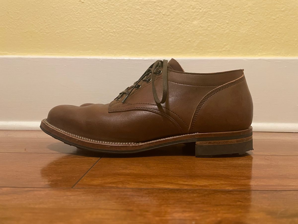 Photo by StCrispinGlover on November 6, 2022 of the Viberg 145 Oxford in Horween Natural Essex Workshoe Butt.