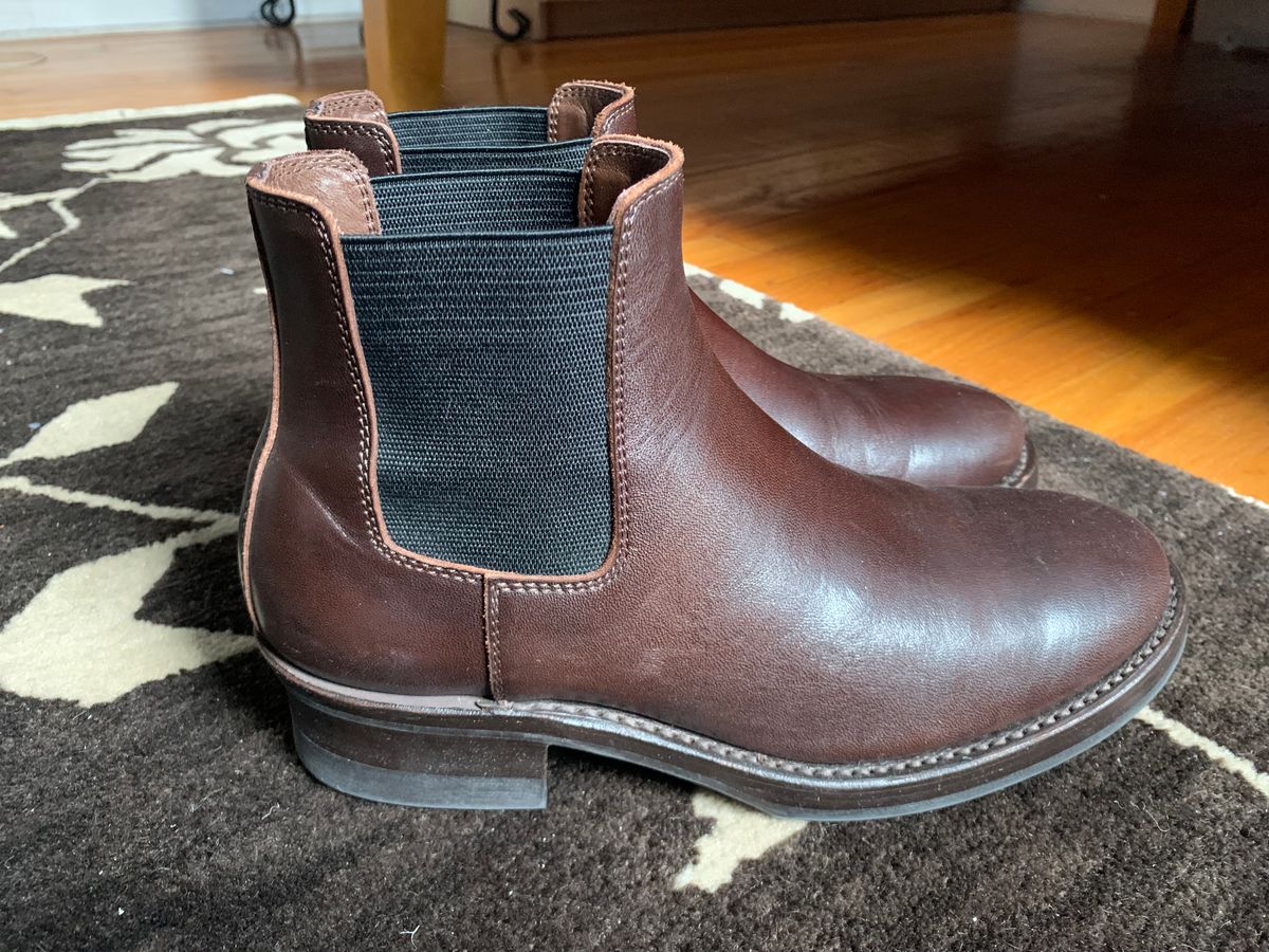 Photo by jb_jams on December 4, 2022 of the Addict Boots AB-03 Chelsea Boots in Unknown Leather.