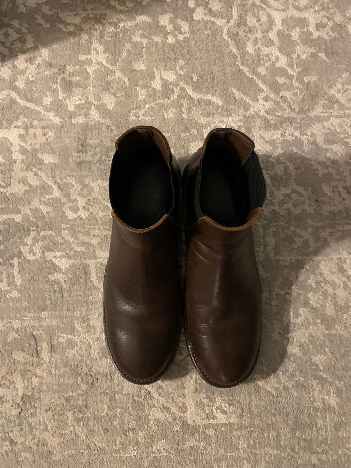 Photo by jb_jams on February 6, 2023 of the Addict Boots AB-03 Chelsea Boots in Unknown Leather.