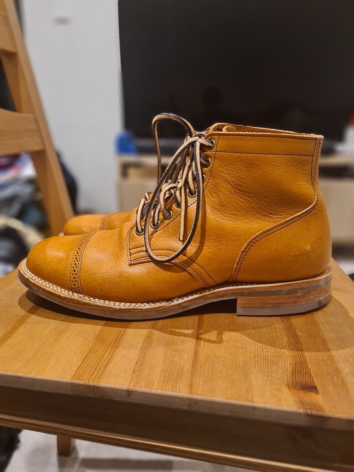 Photo by mormus on November 1, 2022 of the Viberg Service Boot in Tochigi Natural Cowhide.