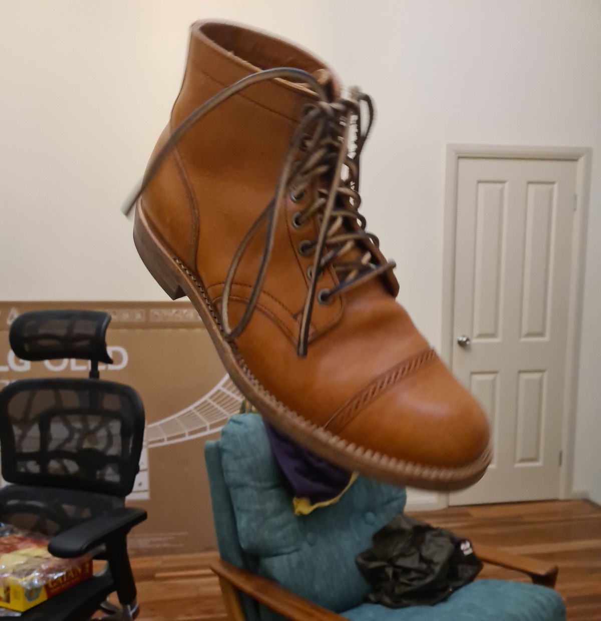 Photo by mormus on January 5, 2023 of the Viberg Service Boot in Tochigi Natural Cowhide.