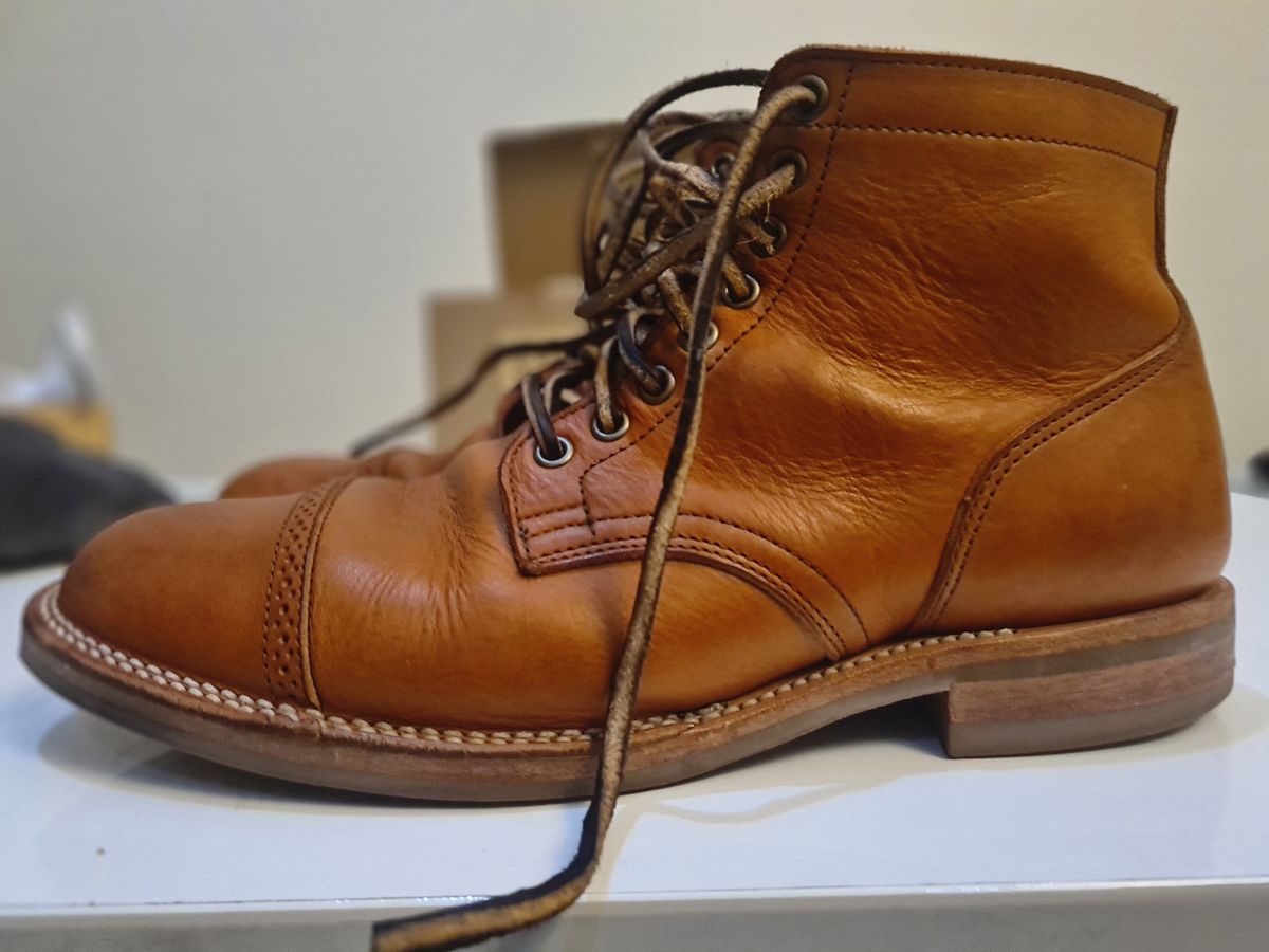 Photo by mormus on March 5, 2023 of the Viberg Service Boot in Tochigi Natural Cowhide.