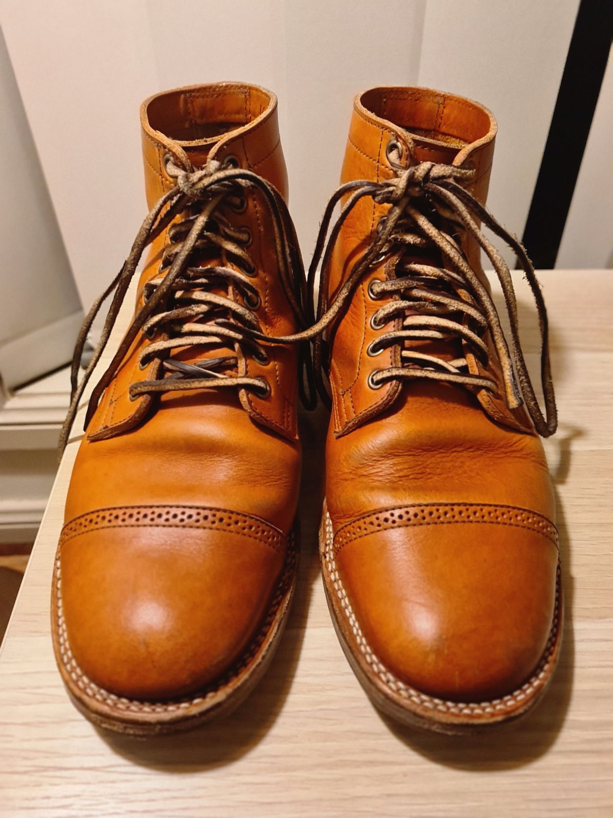 Photo by mormus on April 5, 2023 of the Viberg Service Boot in Tochigi Natural Cowhide.